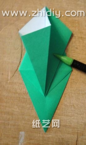 手工折纸孔雀教程―简朴折纸大全图解教程